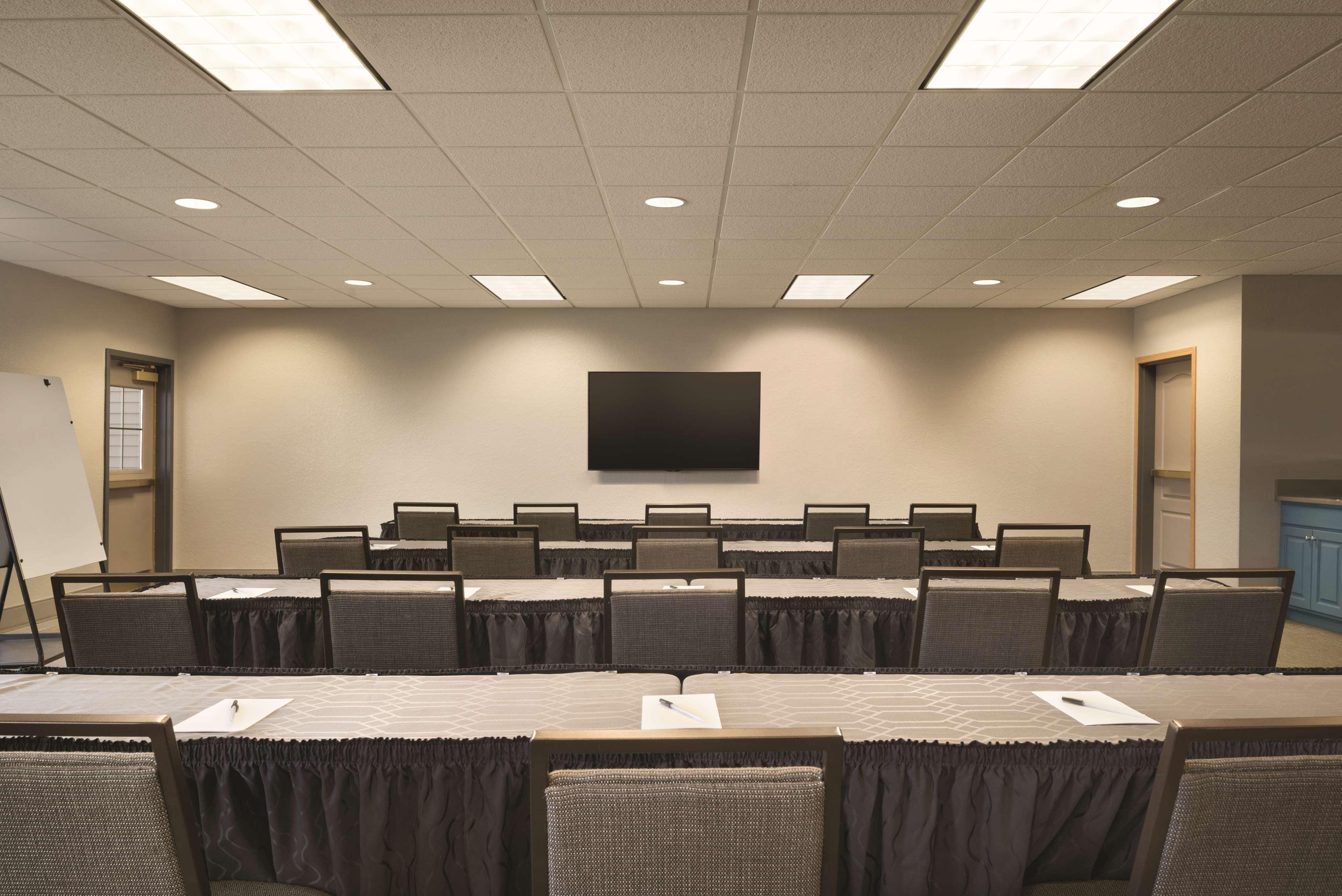 Country Inn & Suites By Radisson, Coralville, Ia Экстерьер фото