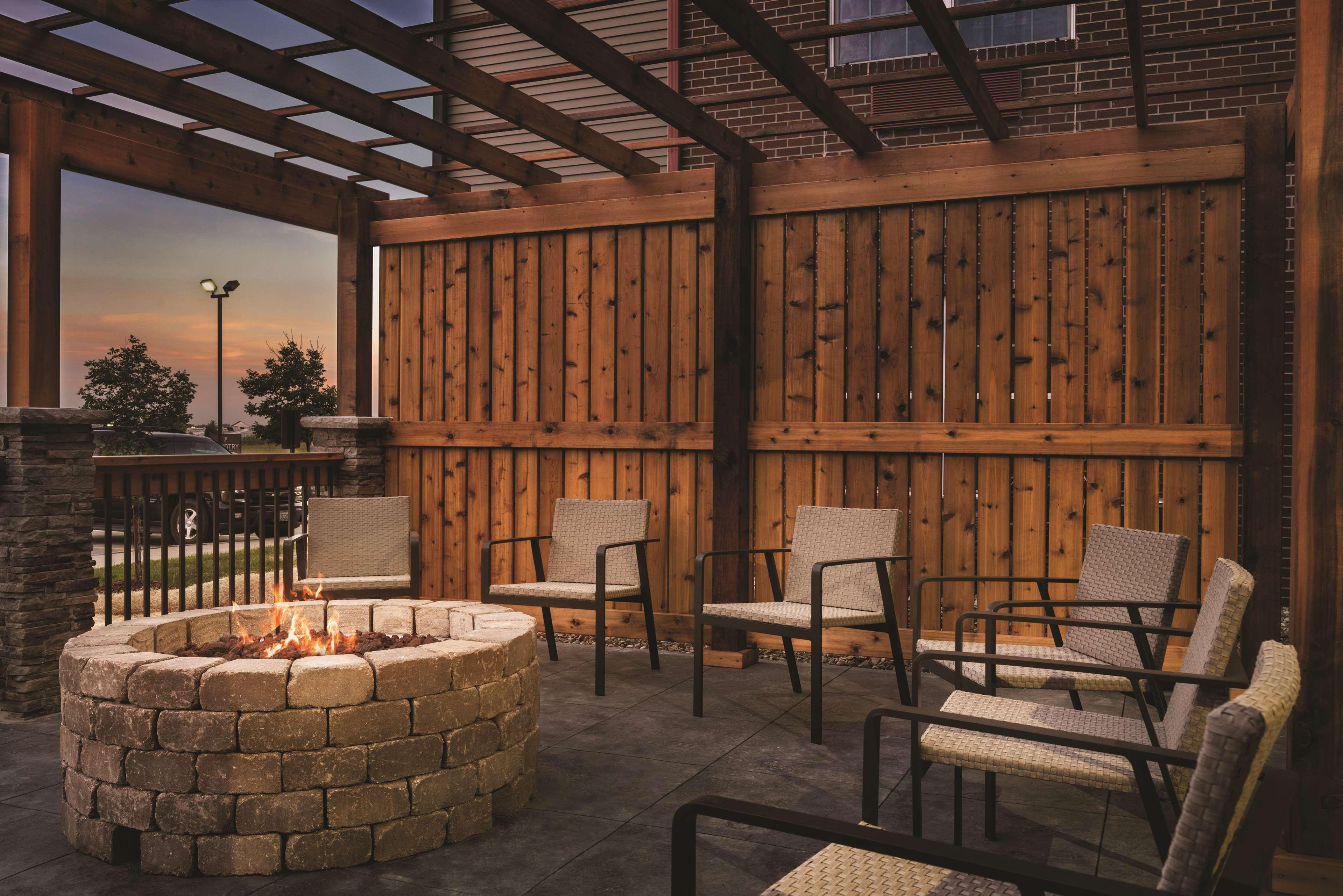 Country Inn & Suites By Radisson, Coralville, Ia Экстерьер фото