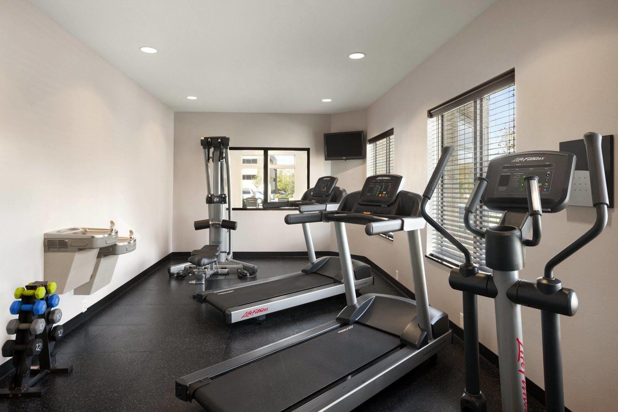 Country Inn & Suites By Radisson, Coralville, Ia Экстерьер фото