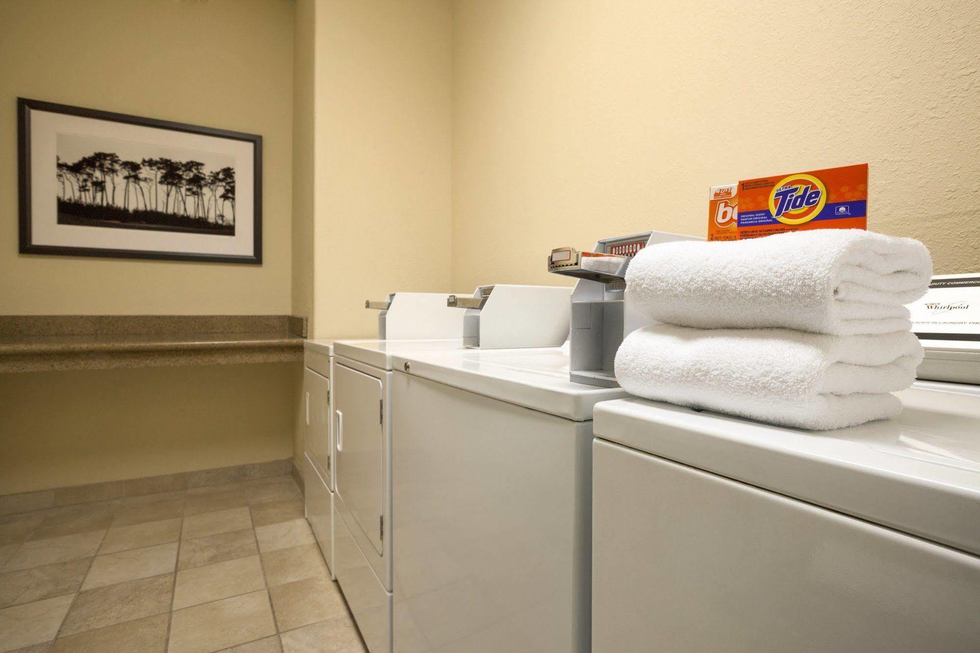 Country Inn & Suites By Radisson, Coralville, Ia Экстерьер фото
